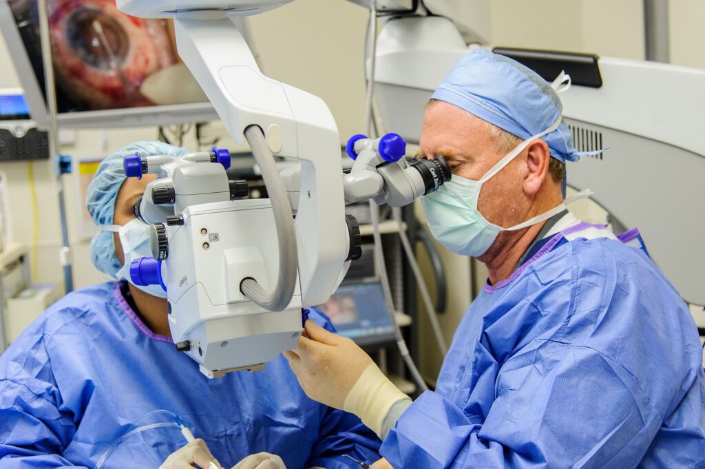 Crucial cataract surgery tips you should know of
